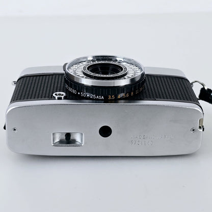 [Pre-owned] Olympus PEN EE-3 35mm Half Frame Film Camera — Mint — Japan #5789