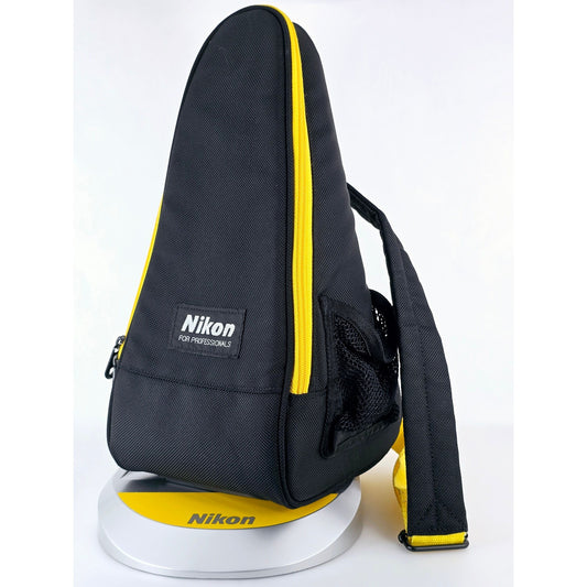 [Pre-owned] Genuine Nikon Camera Shoulder Bag Black/Yellow — MINT — Japan #5067