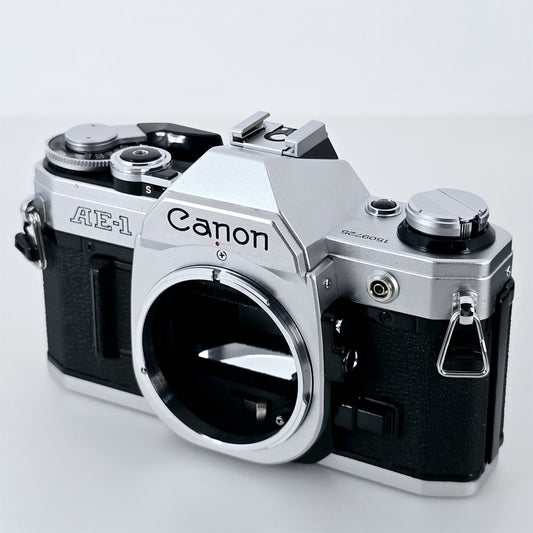 [Pre-owned] Canon AE-1 SLR 35mm Film Camera Body — Near Mint+++ — Japan #5676