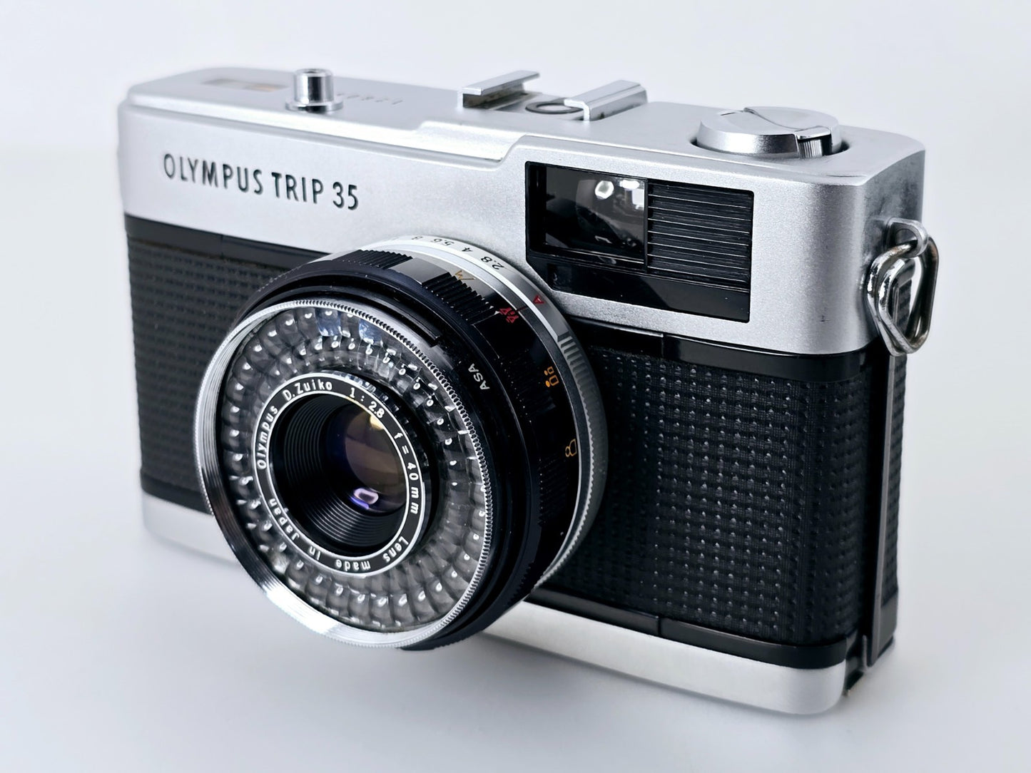 Red Flag OK🌸[Near MINT] Olympus Trip 35 Point & Shoot 35mm Film Camera Japan