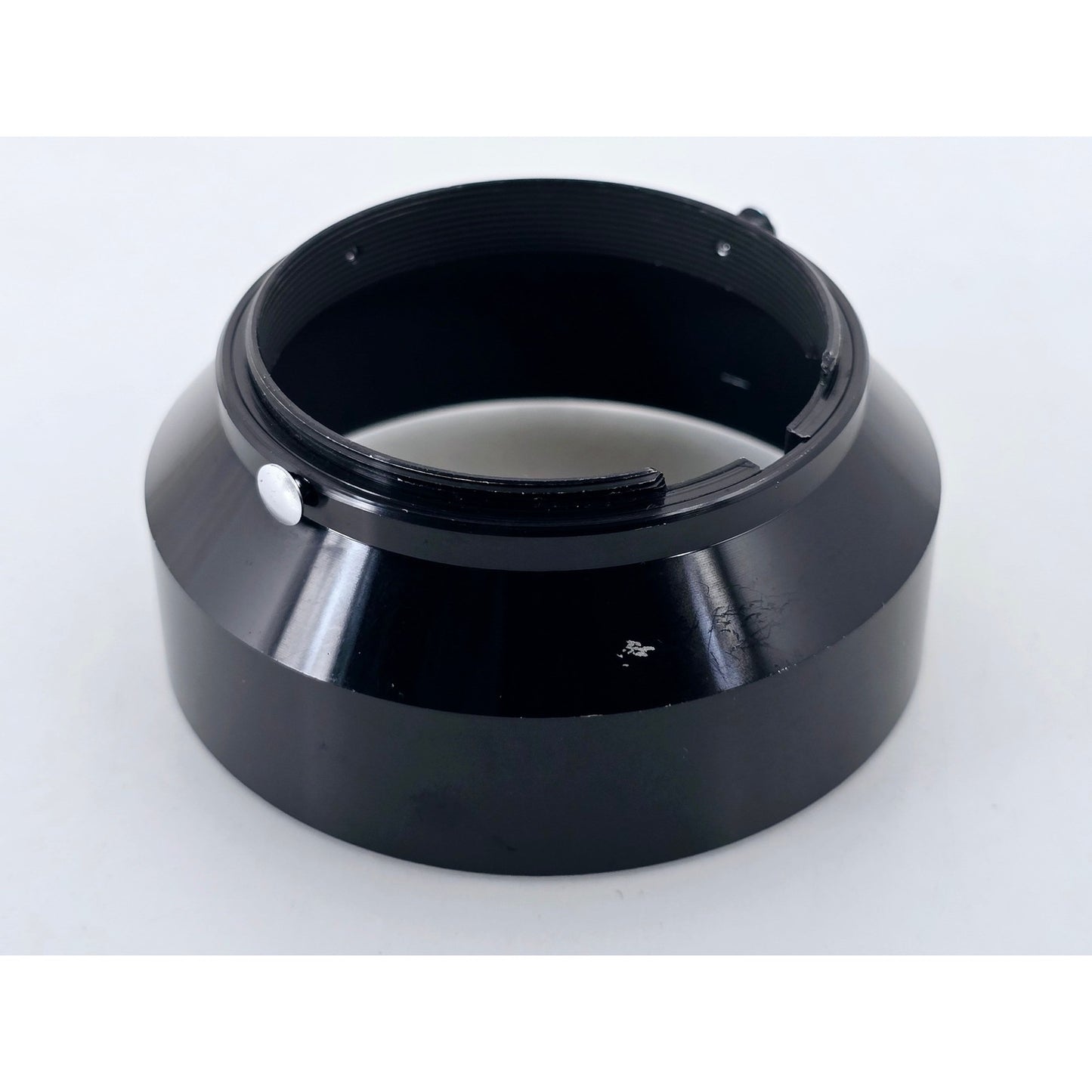 [Pre-owned] Genuine Nikon F Nikkor Metal Lens Hood for 50mm f/1.4 — Near MINT — Japan #4457