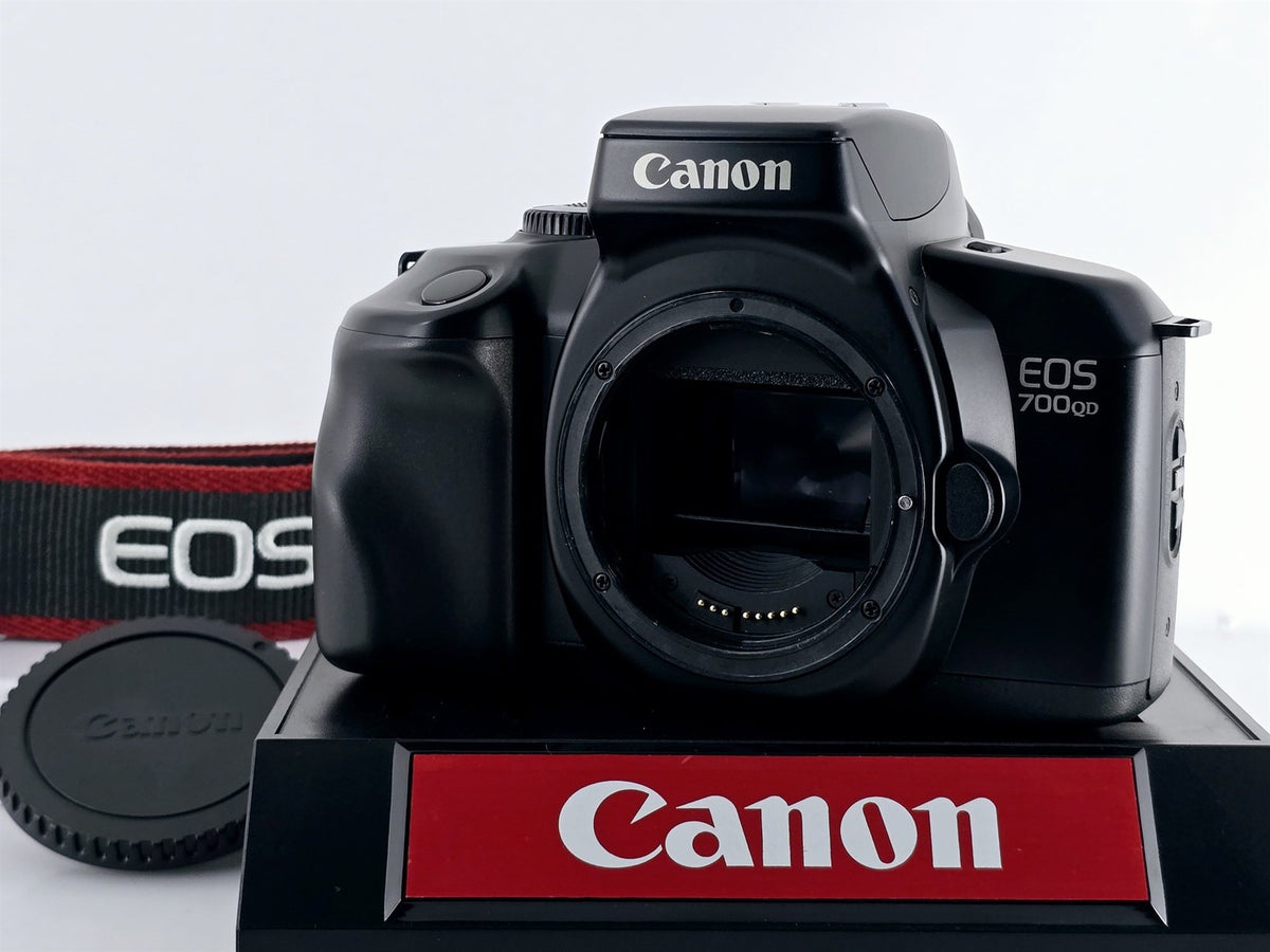 [Pre-owned] Canon EOS 700 QD 35mm AF SLR Film Camera Body — Top Mint — Japan #3931