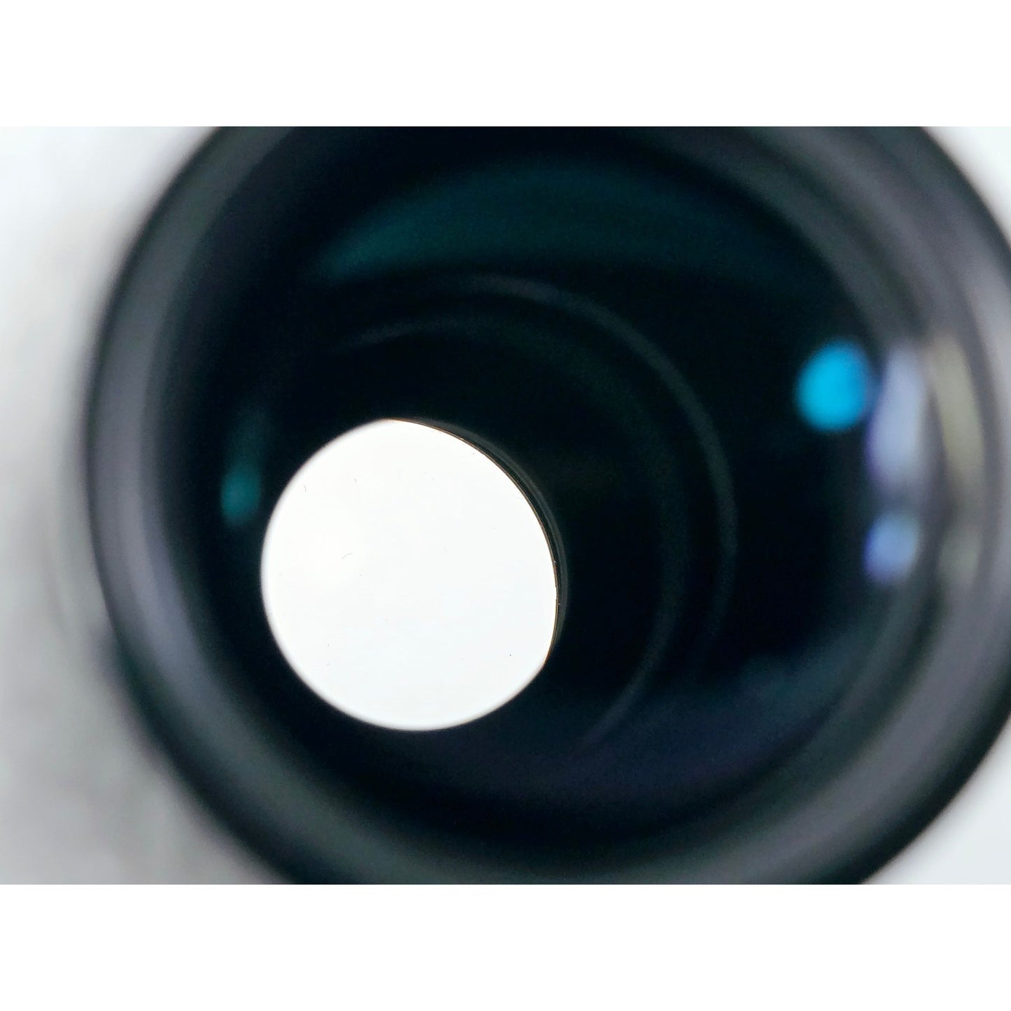 [Pre-owned] Nikon Ai Nikkor 200mm F4 MF Telephoto Lens — Near MINT — Japan #3668
