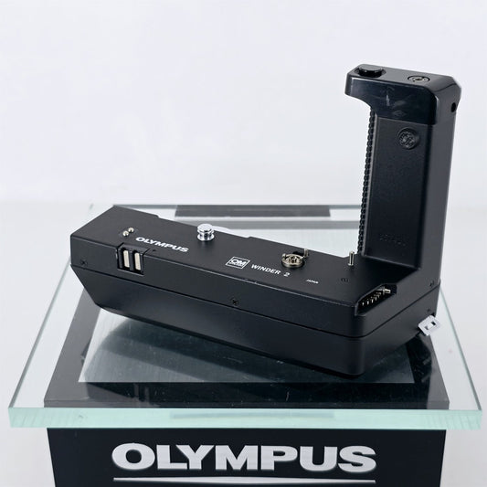 [Pre-owned] Olympus OM-System Winder 2 for OM-1 OM-2 OM-3 OM-4 — Near Mint+++ — Japan #5605