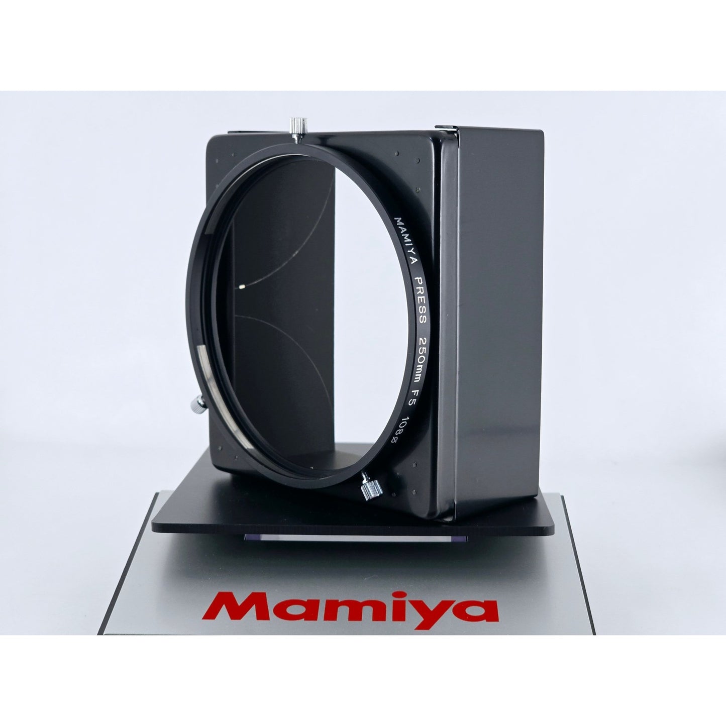 [Pre-owned] Mamiya Square Hood for Press Sekor 250mm F5 Lens — Near MINT+++ — Japan #3598