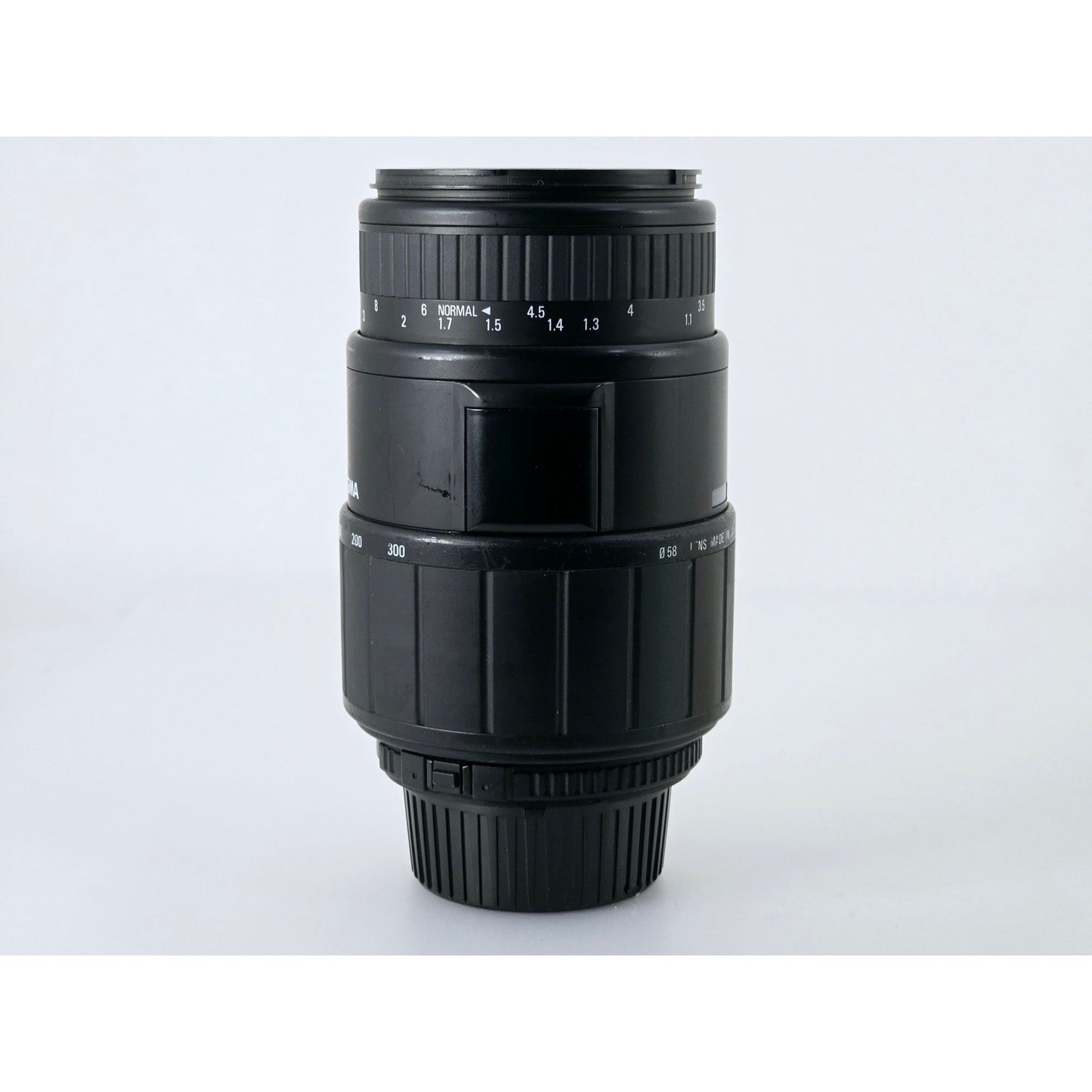 [Pre-owned] Sigma 70-300mm F4-5.6 D DL Macro AF Lens for Nikon F — Near MINT — Japan #5036