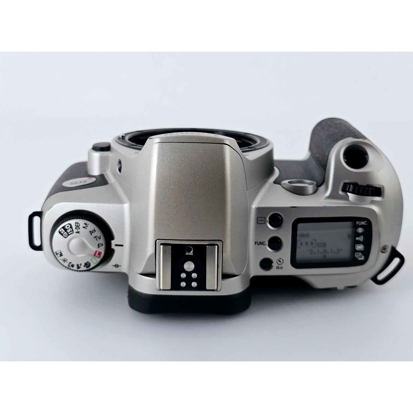 [Pre-owned] Canon EOS Kiss (Rebel XS/500) 35mm Film Camera Body Only — MINT — Japan #3735