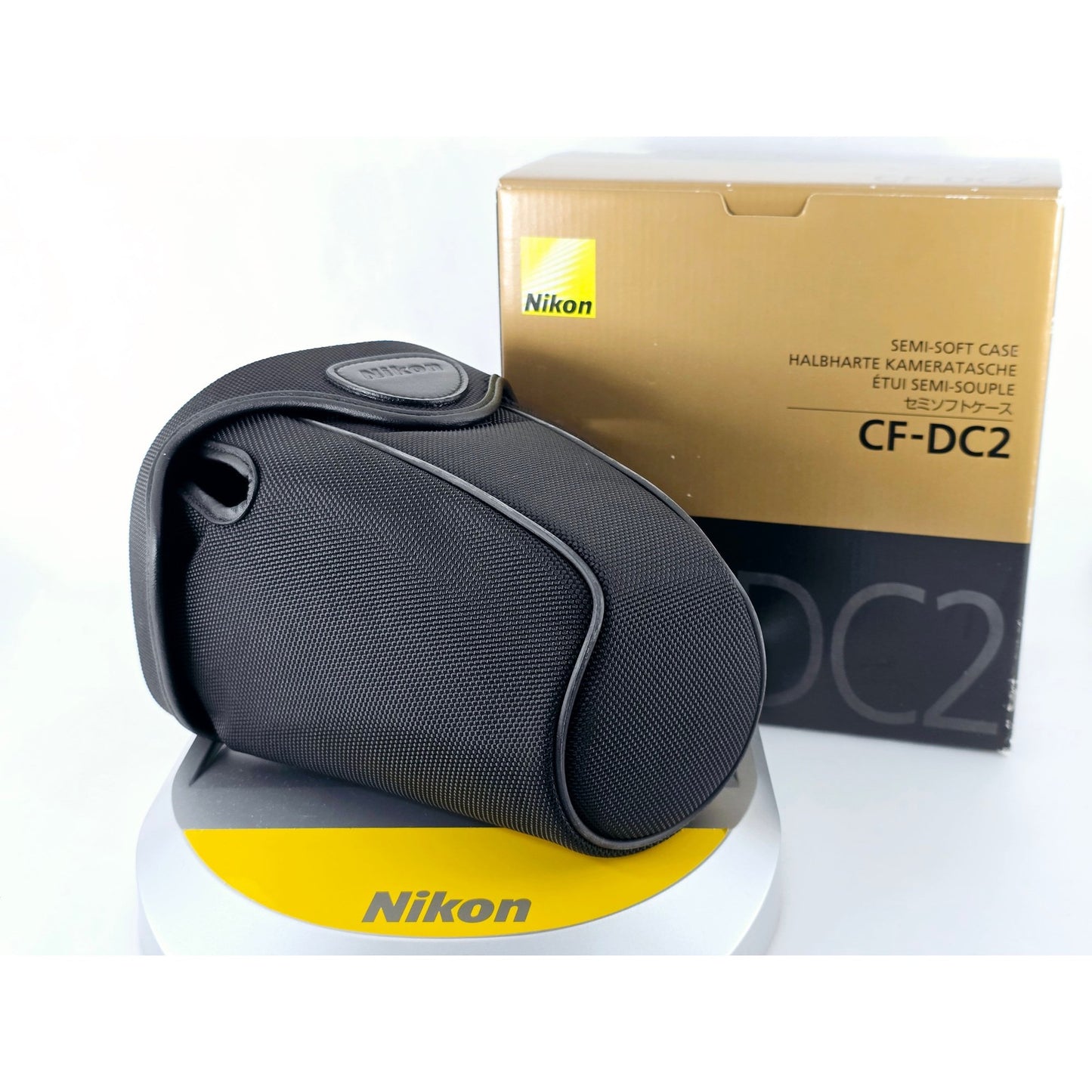 [Pre-owned] Nikon CF-DC2 Semi Soft Case for D5200 D5100 D5000 — MINT — Japan #5139
