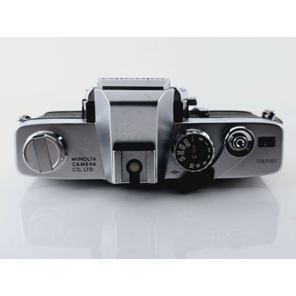 [Pre-owned] Minolta SRT Super Silver SLR 35mm Film Camera (Body Only) — Near MINT — Japan #2461