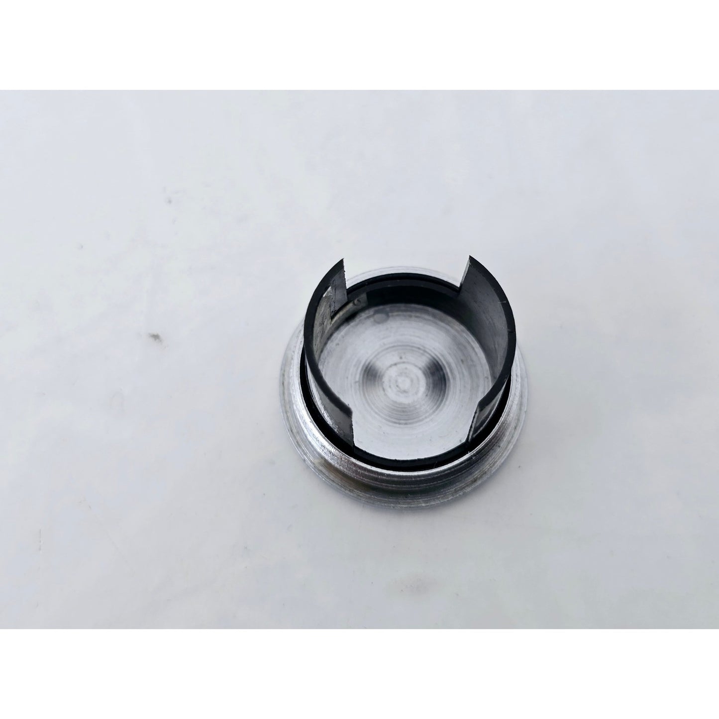 [Pre-owned] Nikon Silver Battery Cover Cap for FM/FM2/FE/FE2/FA — MINT — Japan #4749