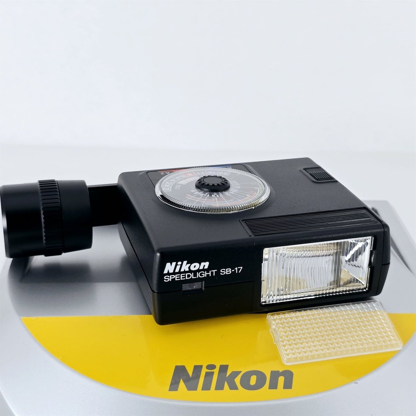 [Pre-owned] Nikon Speedlight SB-17 TTL Shoe Mount Flash for F3 F3HP — Mint — Japan #5413