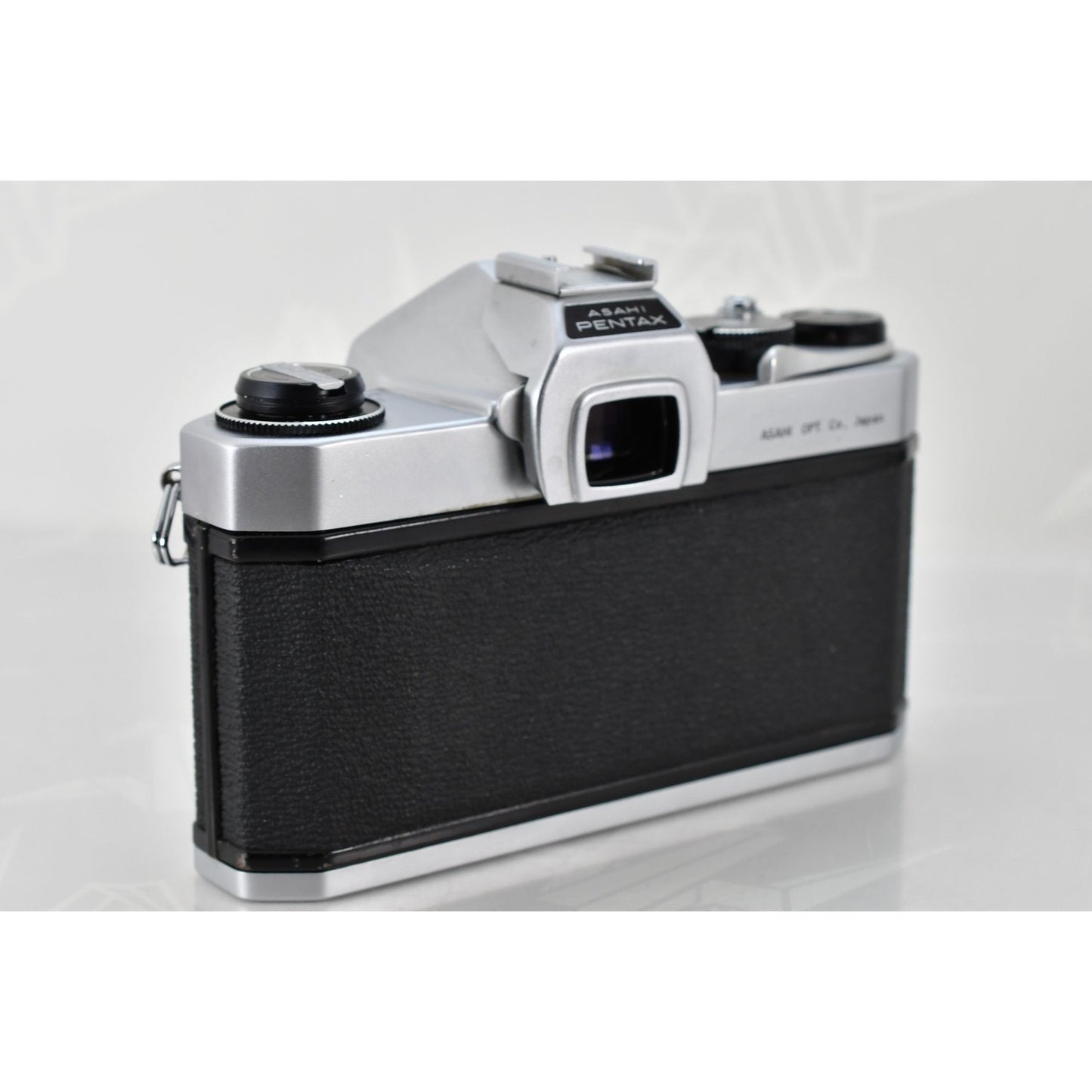 [Pre-owned] Asahi Pentax SL 35mm Film SLR Camera Body — Near MINT — Japan #2210