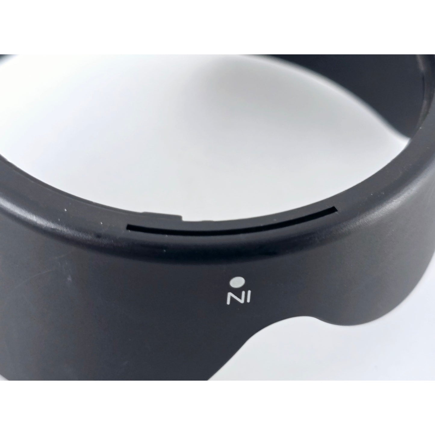 [Pre-owned] Tokina BH-723 Plastic Lens Hood for AT-X 242 AF 24-200mm — Near MINT — Japan #3914