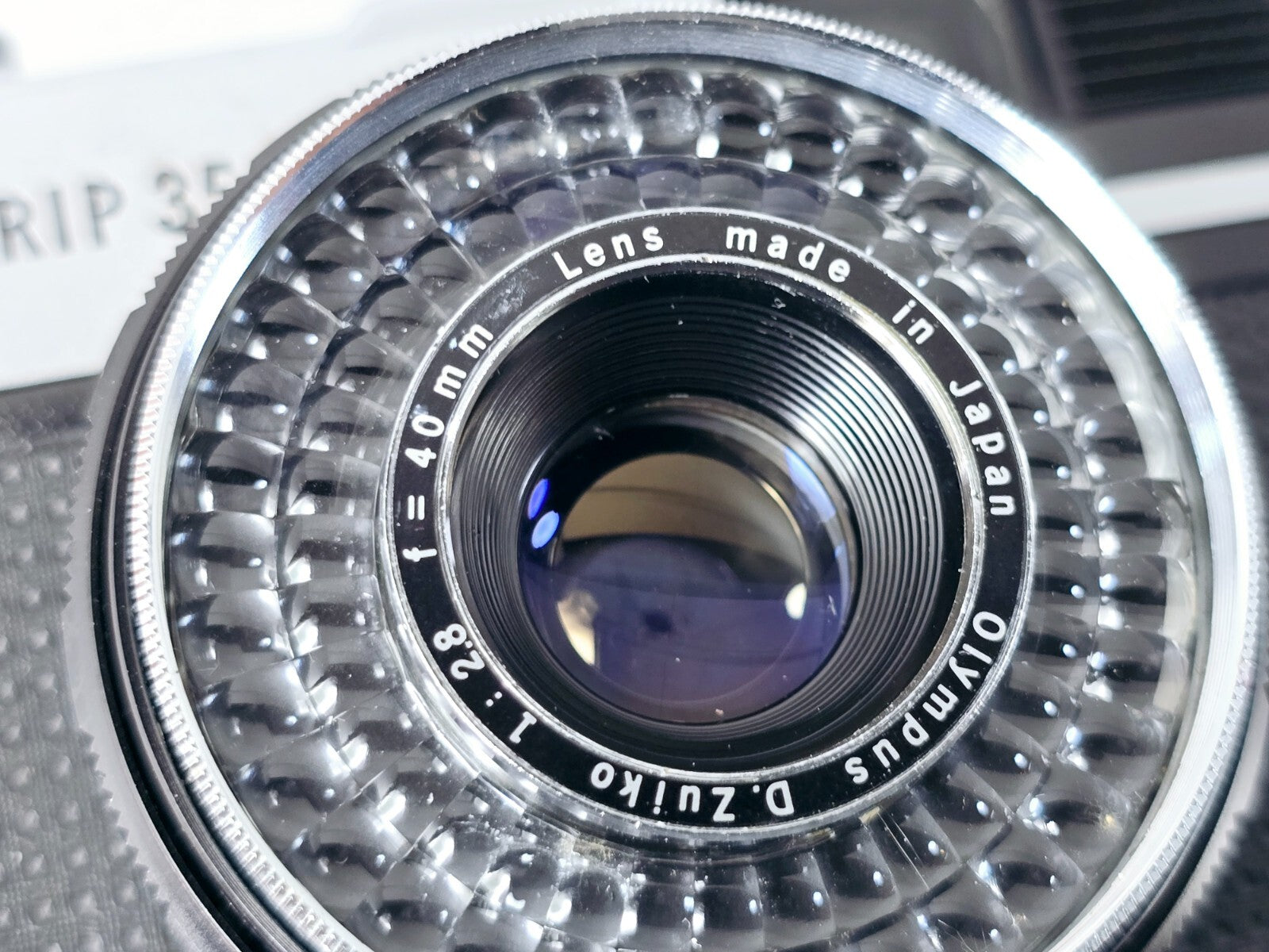 Red Flag OK🌸[Excellent+++++] Olympus Trip 35 Point & Shoot Film Camera Japan