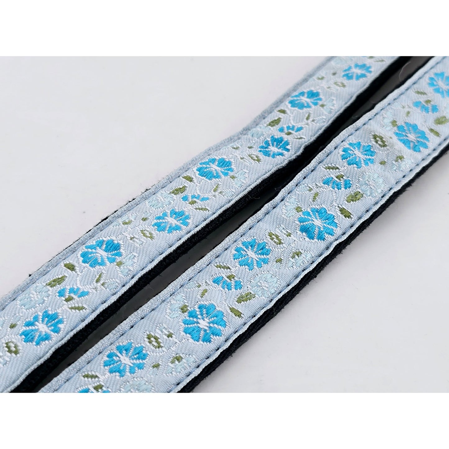 [Pre-owned] Cam-in Traditional Japanese Pattern Camera Strap "Morning Glory" — MINT — Japan #4122