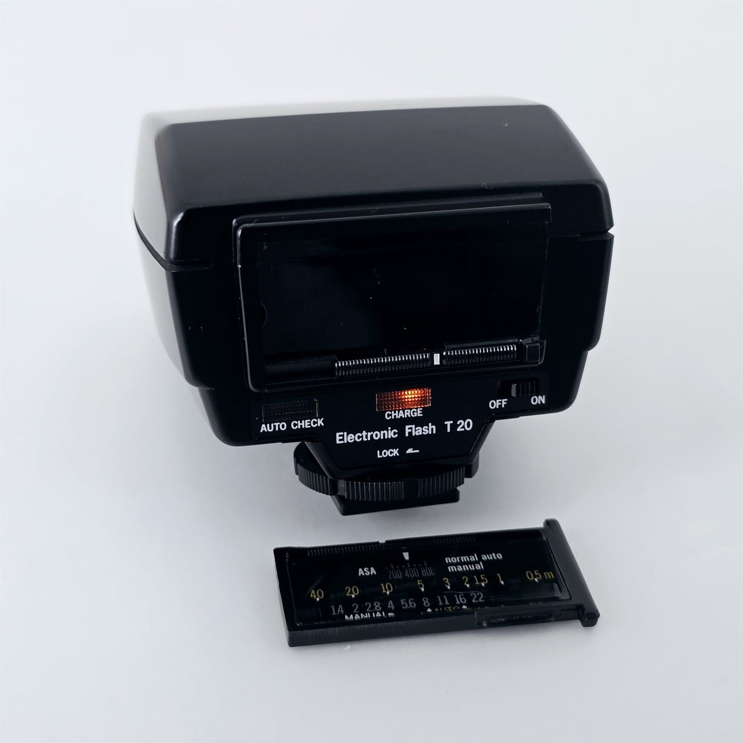 [Pre-owned] Olympus T20 OM System Electronic Flash for OM-2 OM-1 — Near Mint — Japan #5415