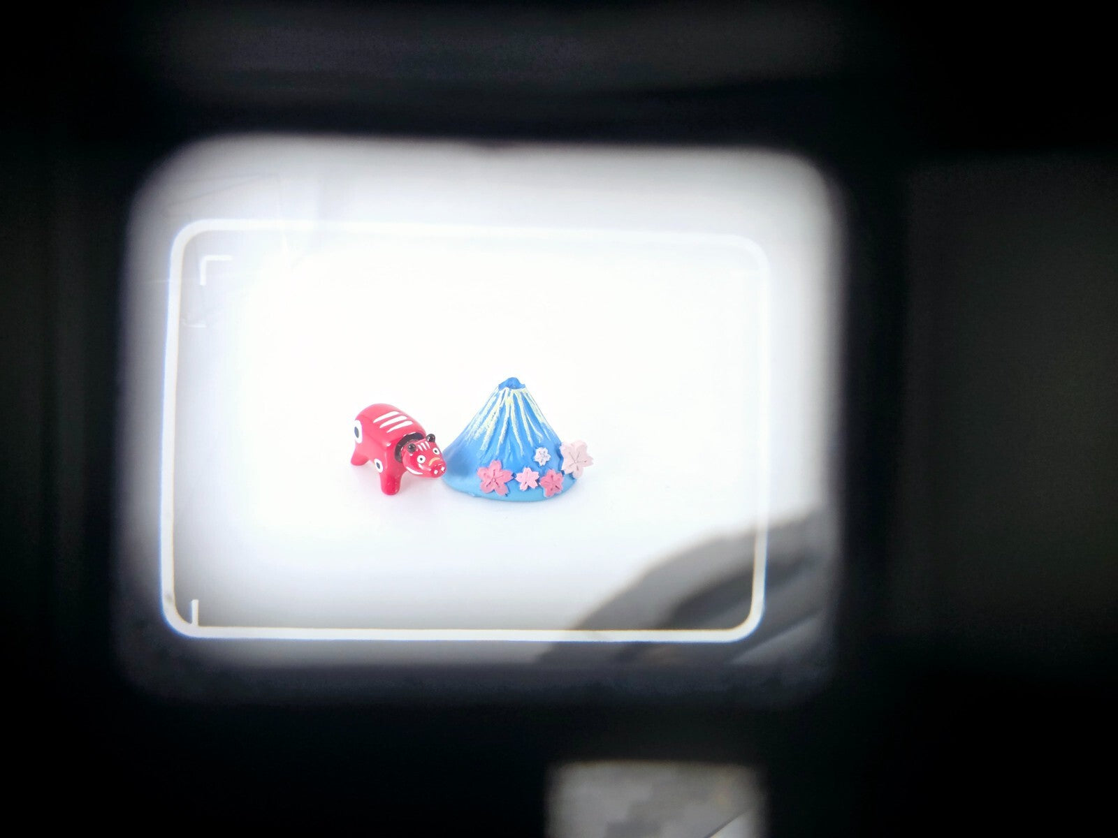 Red Flag OK🌸[Near MINT] Olympus Trip 35 Point & Shoot 35mm Film Camera Japan