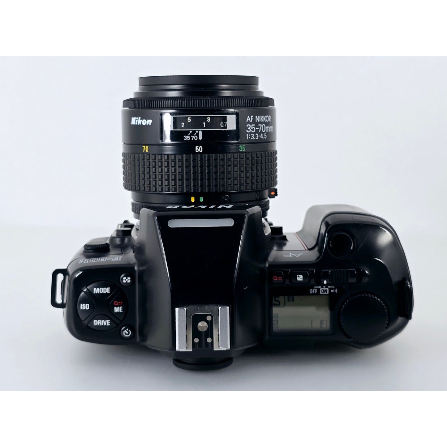 [Pre-owned] Nikon F-801s 35mm Film Camera with AF 35-70mm F3.3-4.5 Lens — Near MINT — Japan #5177