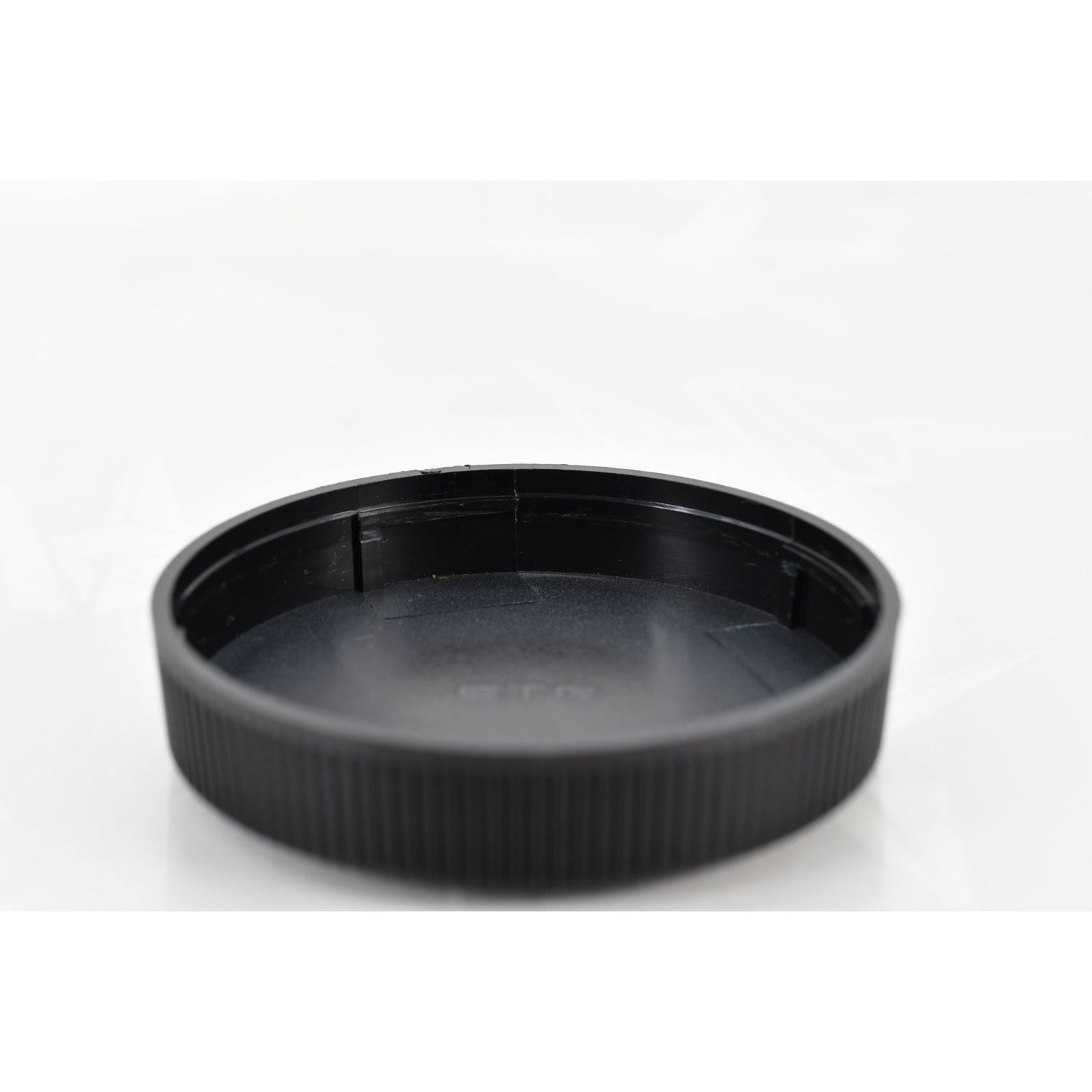 [Pre-owned] Zenza Bronica ETR Body Cap & Rear Lens Cap — Top MINT — Japan #2186