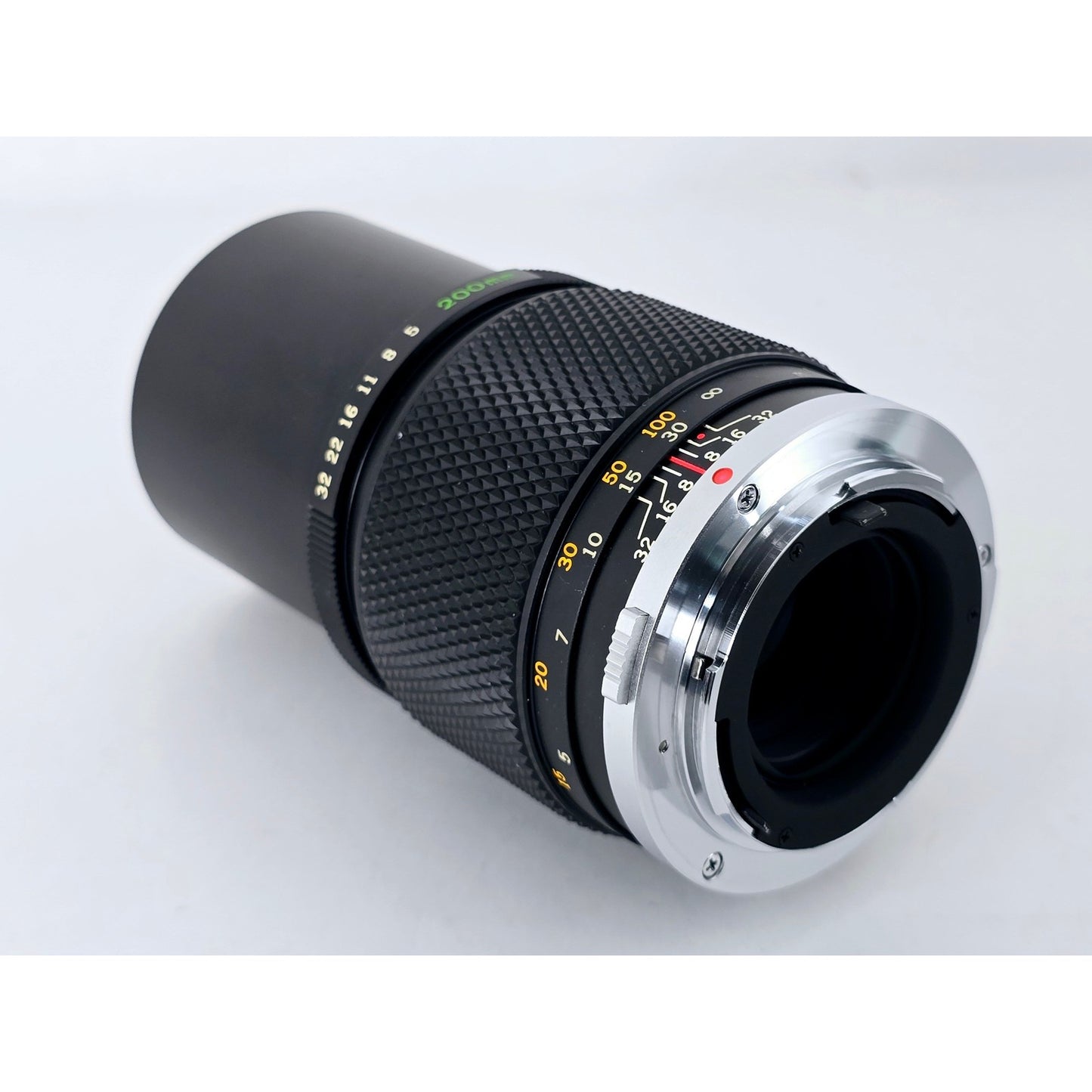 [Pre-owned] Olympus F.Zuiko Auto-T 200mm F5 MF Telephoto Lens — Near MINT+++ — Japan #4362