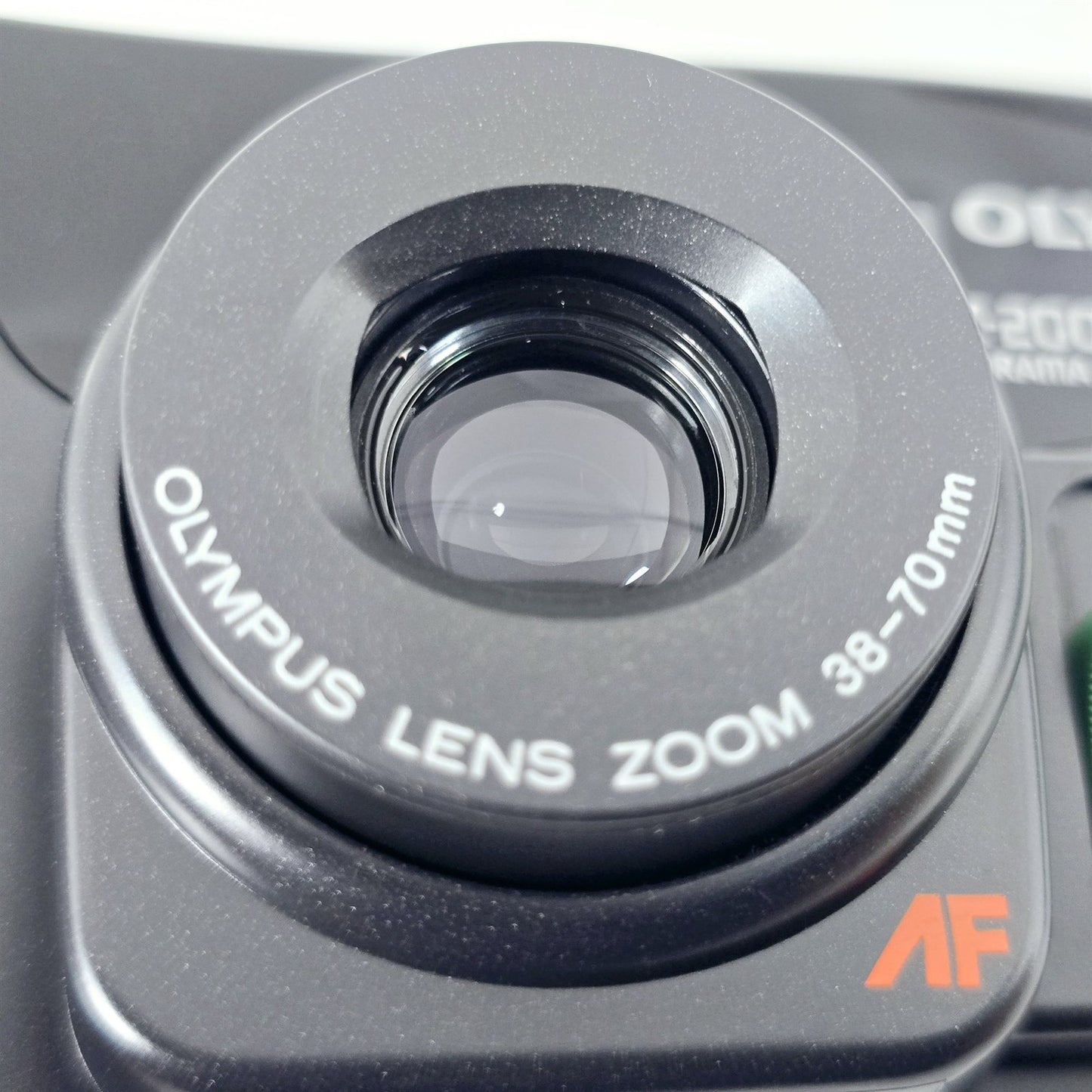[Pre-owned] Olympus AZ-2000 35mm Point & Shoot Zoom Film Camera — Near Mint — Japan #5326