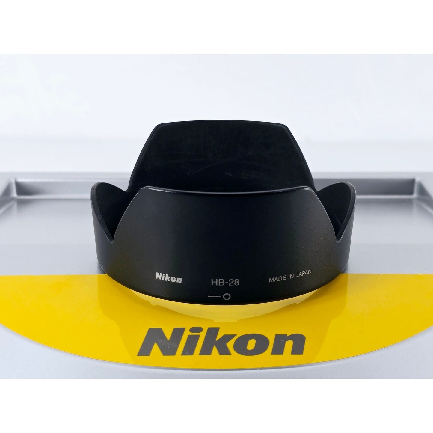[Pre-owned] Nikon HB-28 Bayonet Lens Hood for AF-S 24-85mm f/3.5-4.5G — Near MINT — Japan #4473