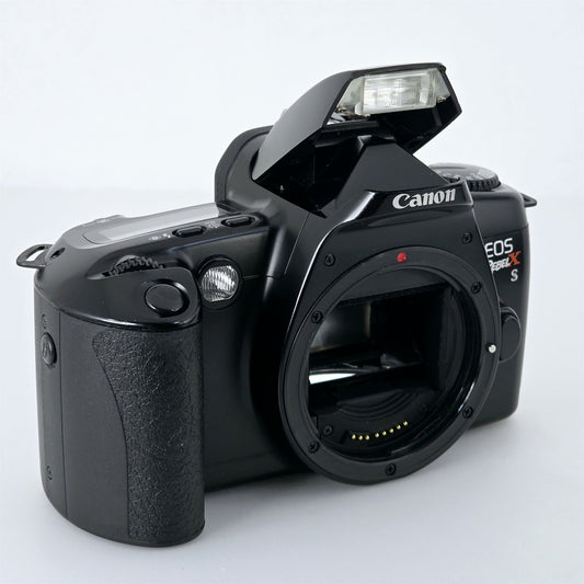 [Pre-owned] Canon EOS Rebel XS 35mm SLR Film Camera Body Only — Near Mint+++ — Japan #5391
