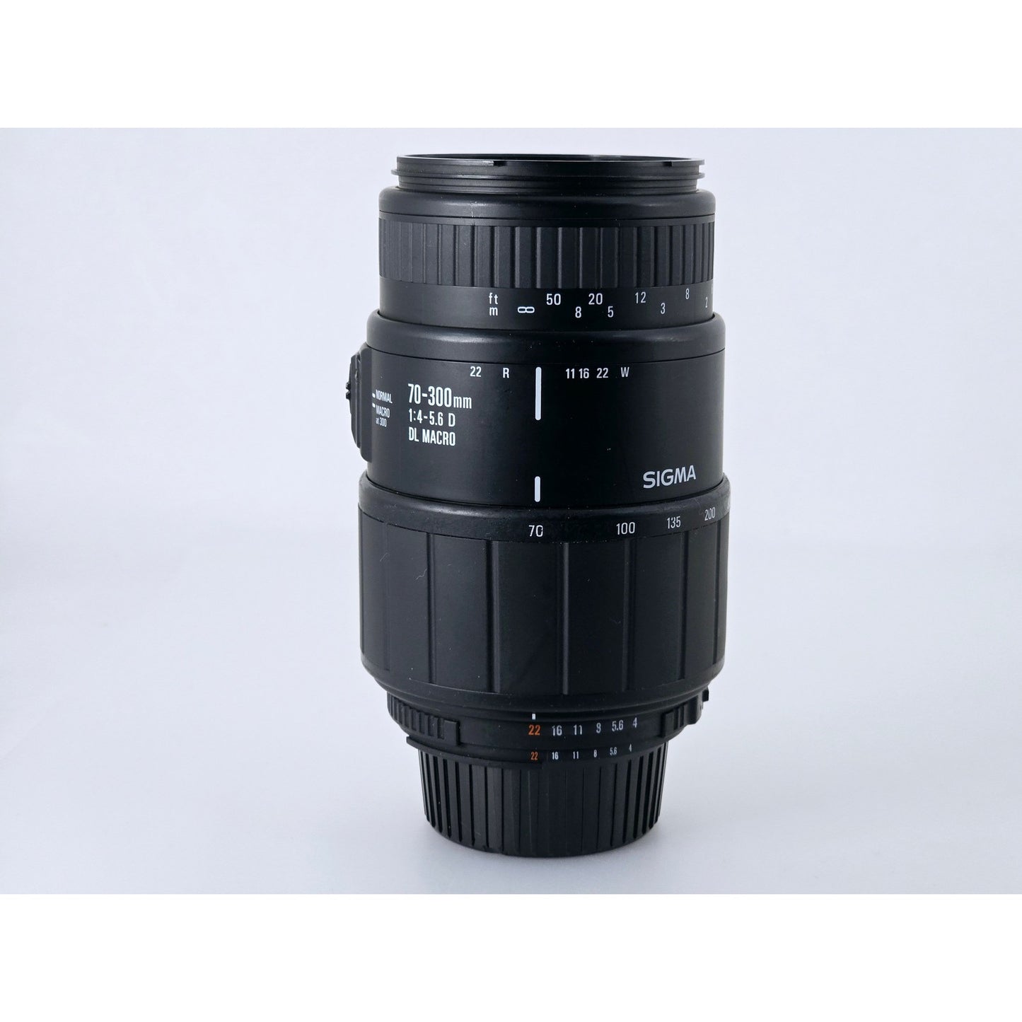 [Pre-owned] Sigma 70-300mm F4-5.6 D DL Macro AF Lens for Nikon F — Near MINT — Japan #5036