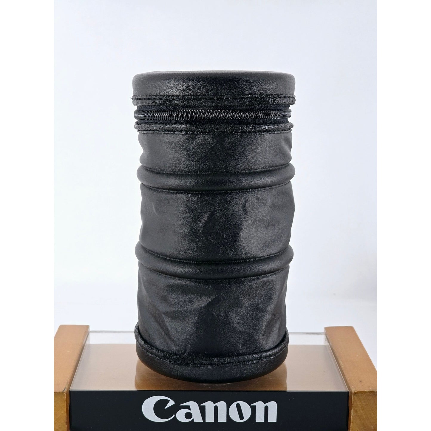 [Pre-owned] Canon ES-C17 Soft Lens Case for EF 50mm f/1.4 & 85mm f/1.8 — MINT — Japan #3870