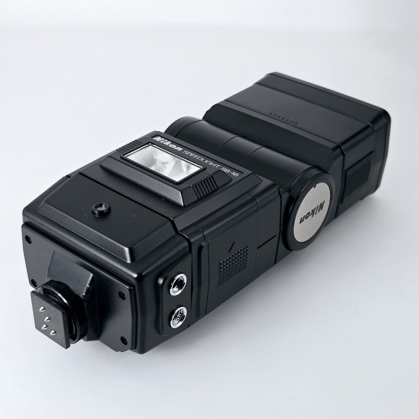 [Pre-owned] Nikon Speedlight SB-16 w/ AS-9 Shoe Mount Flash for FA FE2 FM2 — Top Mint — Japan #5302