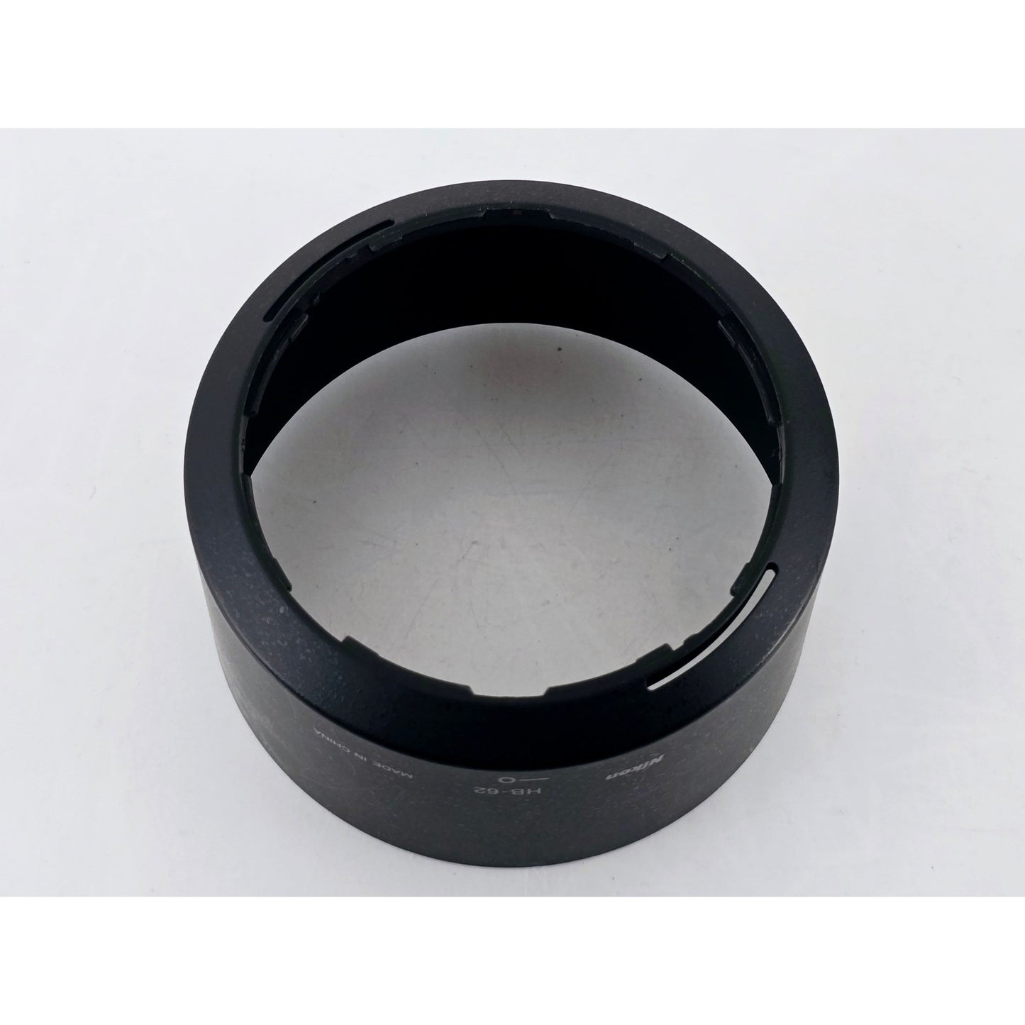 [Pre-owned] Nikon HB-62 Bayonet Lens Hood for AF-S 85mm f/1.8G — MINT — Japan #4175