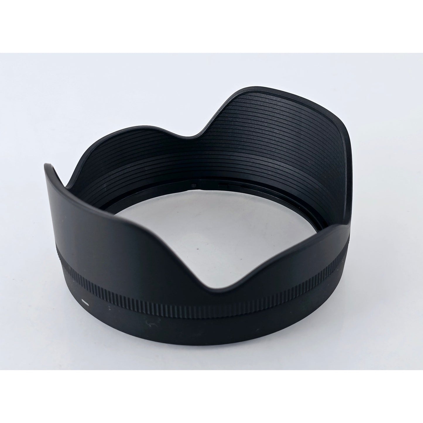 [Pre-owned] Sigma LH706-01 67mm Lens Hood for 28-70mm F2.8 DG DN — Top MINT — Japan #2968