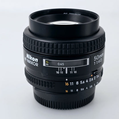 [Pre-owned] Nikon AF Nikkor 50mm F1.4 D Prime Standard Lens — Mint — Japan #4826
