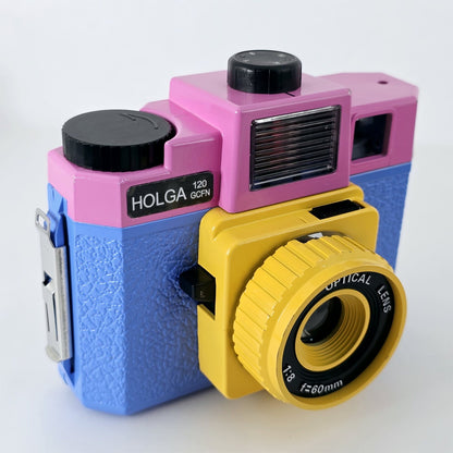 [Pre-owned] Holga 120GCFN Medium Format Film Camera with Built-in Flash — Near Mint — Japan #5382