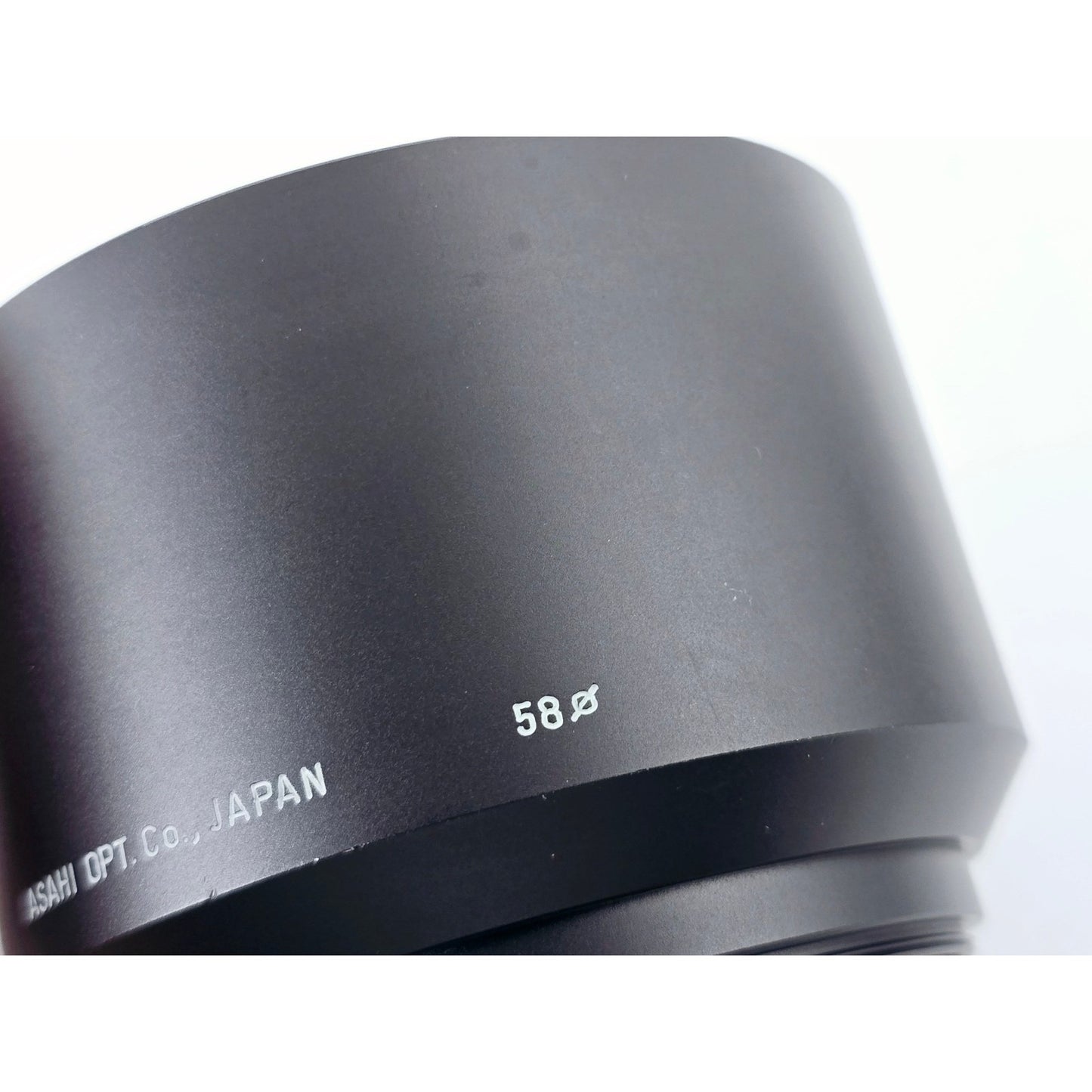 [Pre-owned] Pentax 58mm Lens Hood for Takumar 135mm f/2.5 & 200mm f/4 w/ Cap — Near MINT — Japan #4344