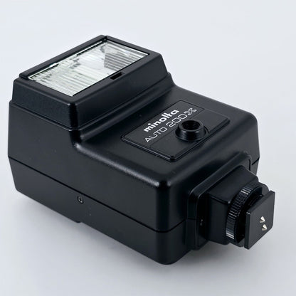 [Pre-owned] Minolta Auto 200X Shoe Mount Flash for XG XD Series — Mint — Japan #5716
