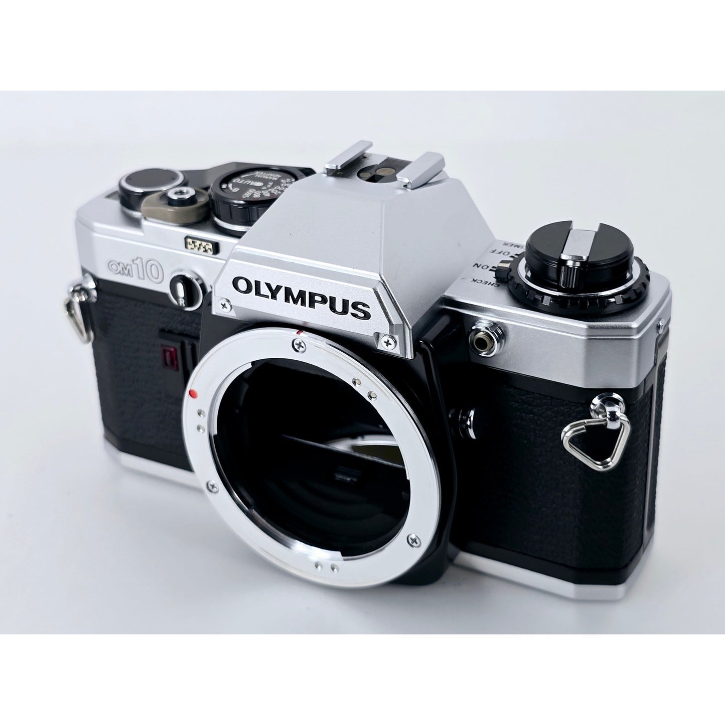 [Pre-owned] Olympus OM10 SLR 35mm Film Camera (Body Only) — Near MINT+++ — Japan #4599