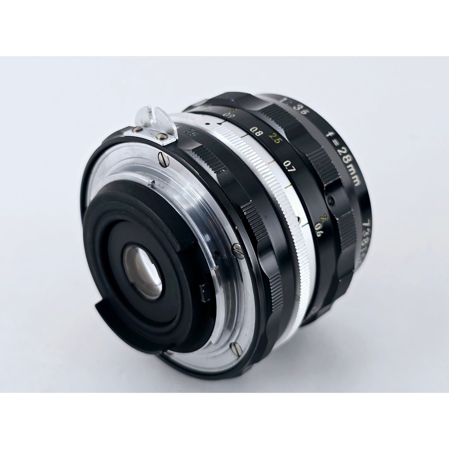 [Pre-owned] Nikon Non-Ai Nikkor-H Auto 28mm F3.5 Wide Angle MF Lens — Near MINT — Japan #3356