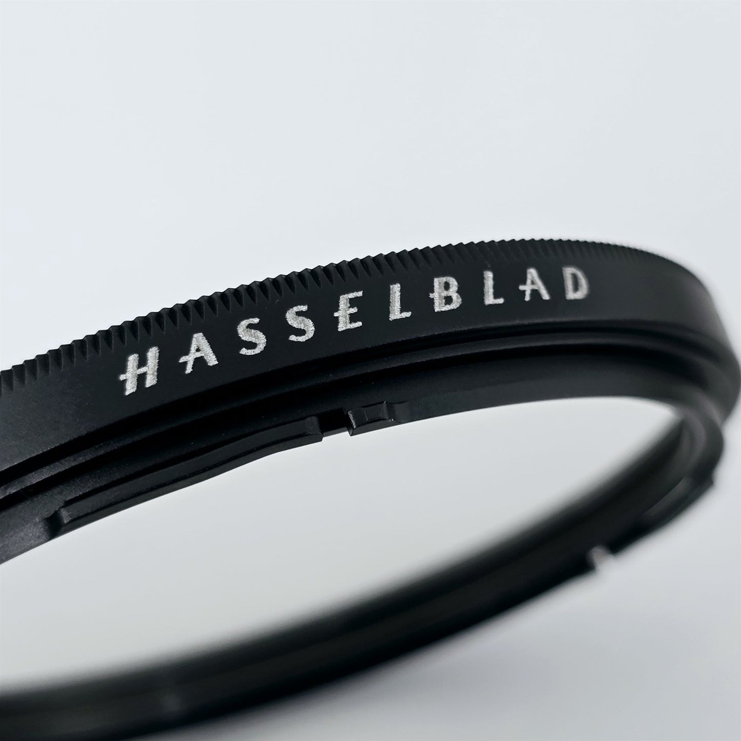 [Pre-owned] Hasselblad B60 UV Sky -0 1A MC Protect Bayonet Filter 41608 — Mint — Japan #5559