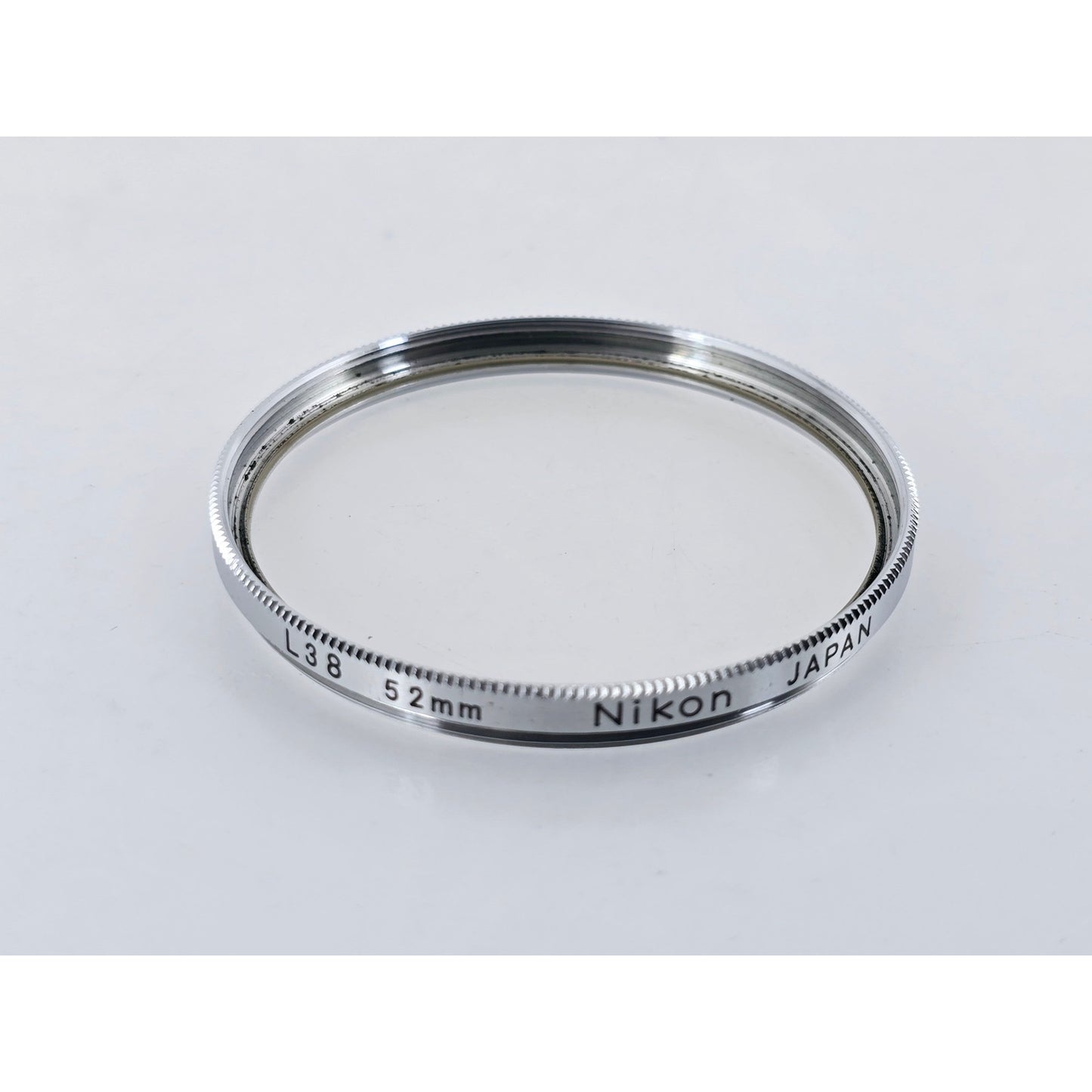 [Pre-owned] Nikon L38 52mm Chrome Frame Lens Filter — Near MINT — Japan #3690
