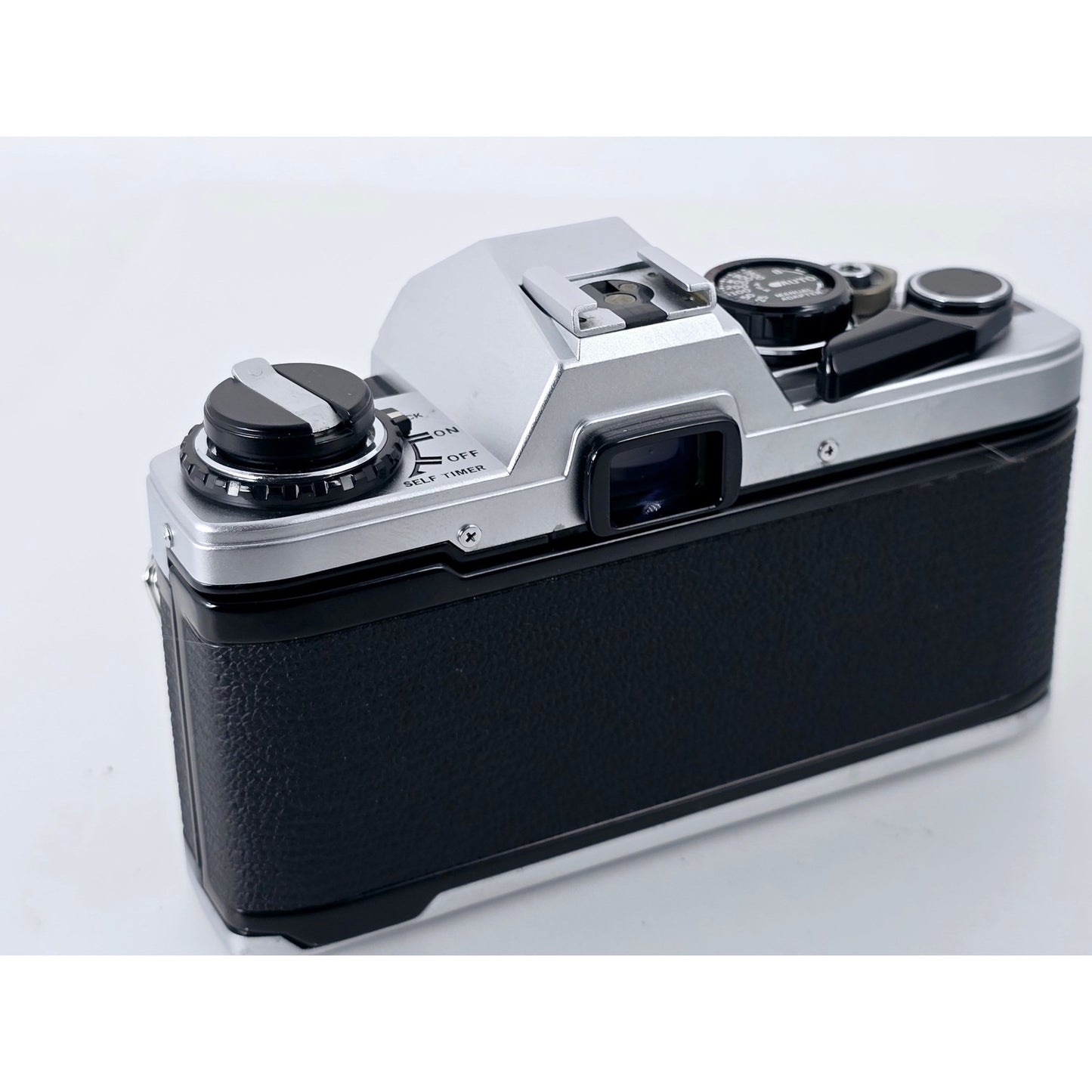 [Pre-owned] Olympus OM10 SLR 35mm Film Camera (Body Only) — Near MINT+++ — Japan #4599