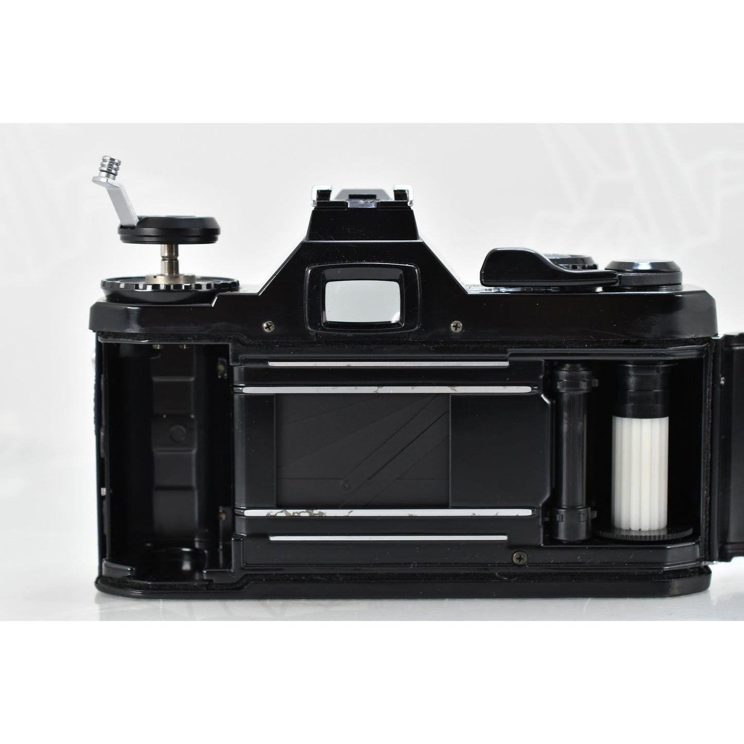 [Pre-owned] Pentax MV1 SLR 35mm Film Camera Body — Near MINT — Japan #2022