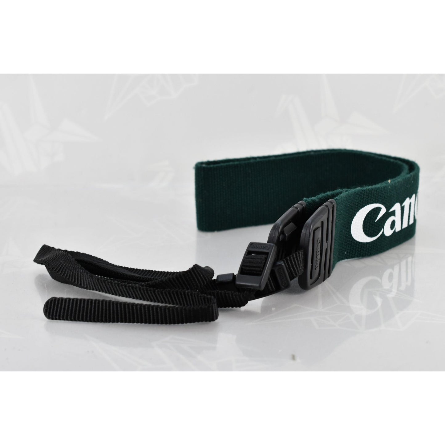 [Pre-owned] Canon EOS Genuine Neck Shoulder Wide Strap 1.57in (4cm) — Unused — Japan #2352