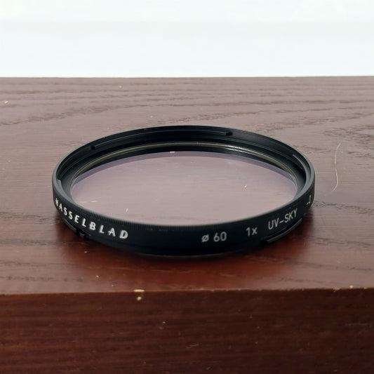 [Pre-owned] Hasselblad B60 UV Sky 1A MC Protect Bayonet Filter 41608 — Mint — Japan #5560