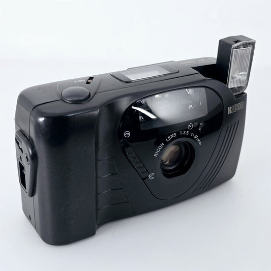 [Pre-owned] Ricoh FF-9D Point & Shoot 35mm Film Camera — Mint — Japan #5374