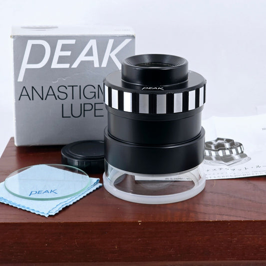 [Pre-owned] Peak Anastigmat Lupe Loupe 4x Magnifier No.1990 — MINT — Japan #4424