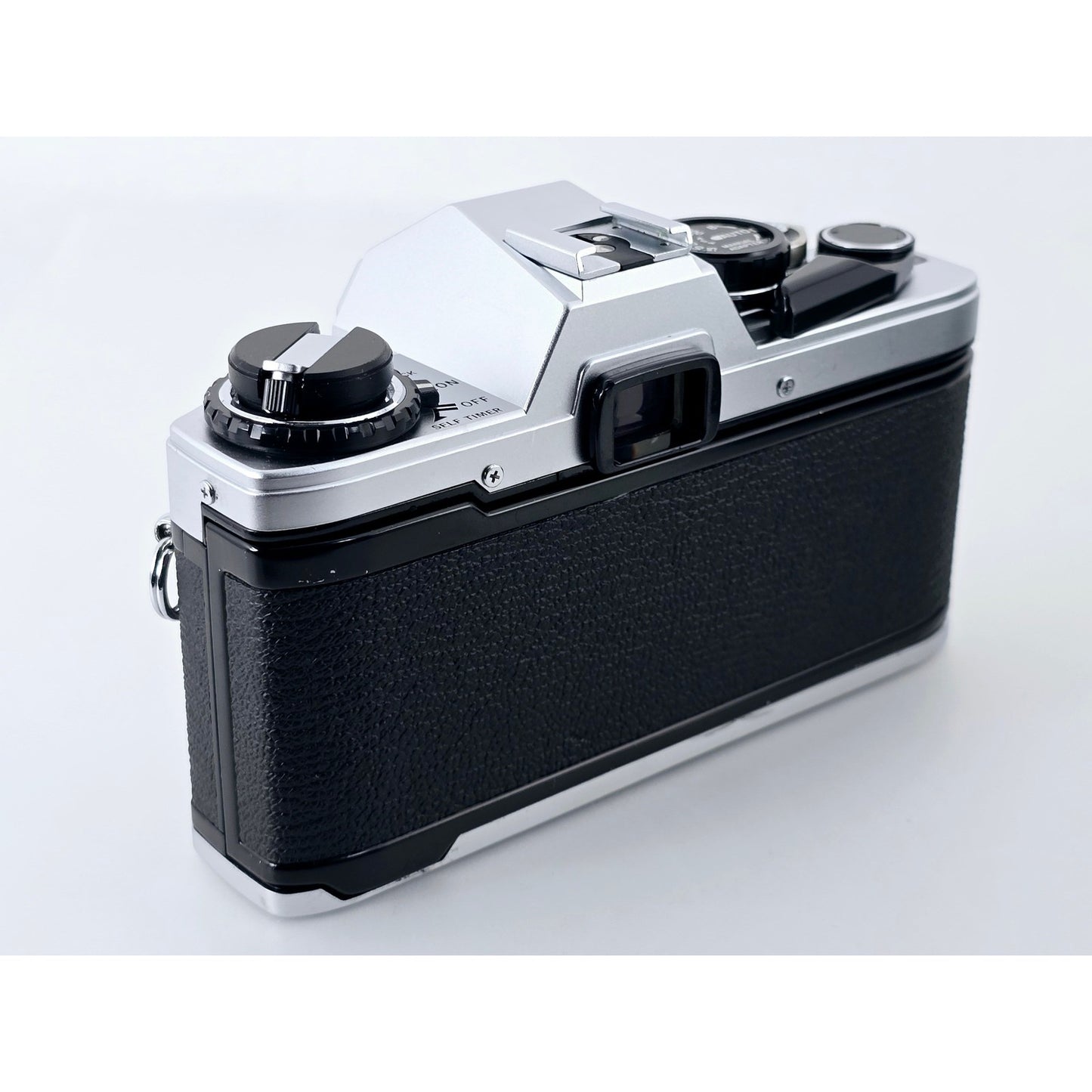 [Pre-owned] Olympus OM10 SLR 35mm Film Camera (Body Only) — Near MINT+++ — Japan #4862
