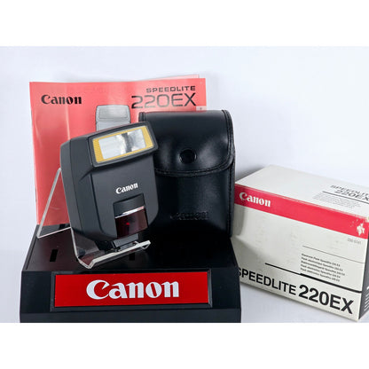 [Pre-owned] Canon Speedlite 220EX Electronic Shoe Mount Flash — Near MINT — Japan #3257
