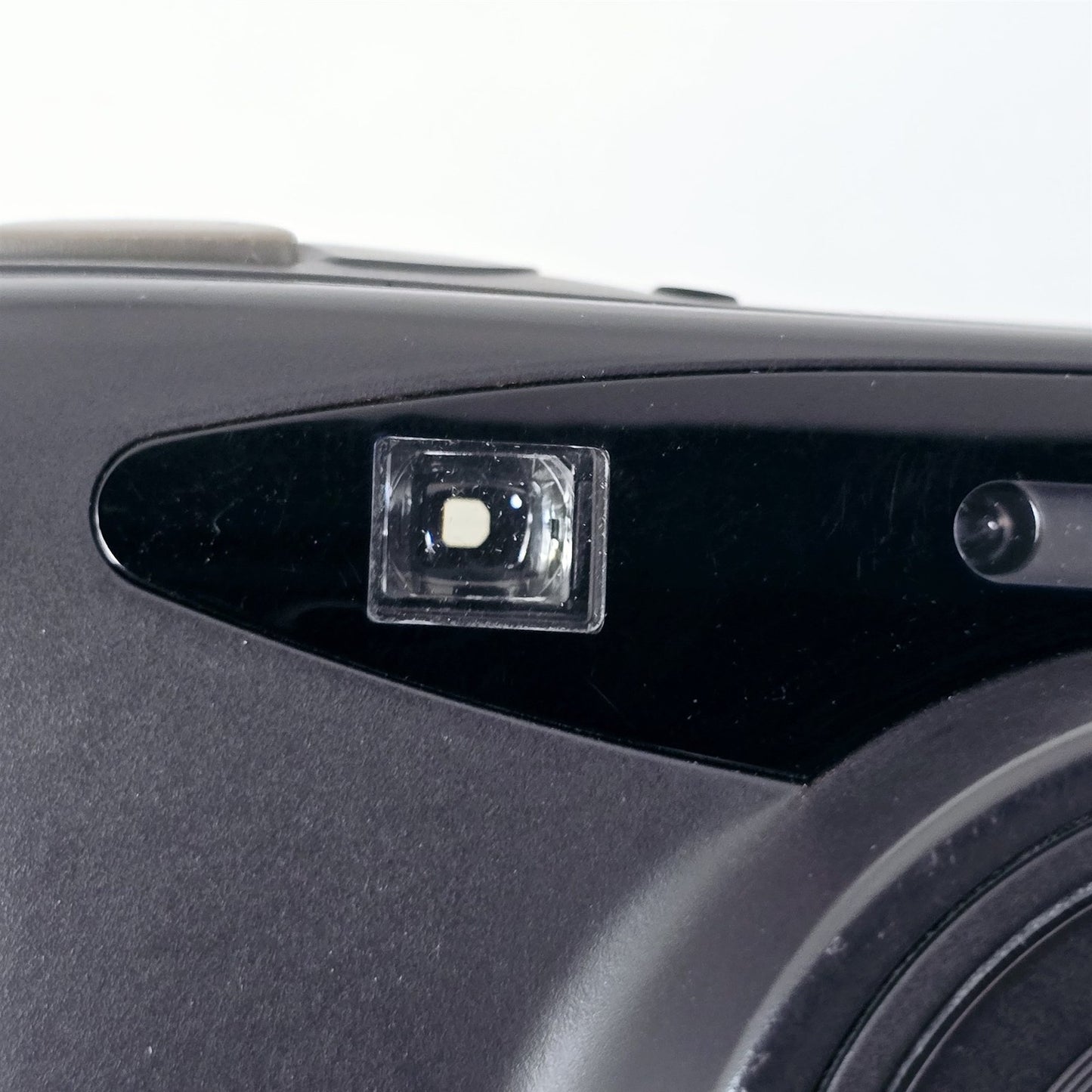 [Pre-owned] Nikon Lite Touch Zoom 105 QD Point & Shoot Film Camera — Near Mint — Japan #5196