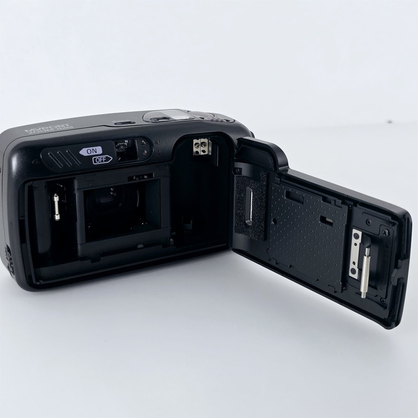 [Pre-owned] Ricoh Myport Zoom Mini 35mm Point & Shoot Film Camera — Near Mint — Japan #5427